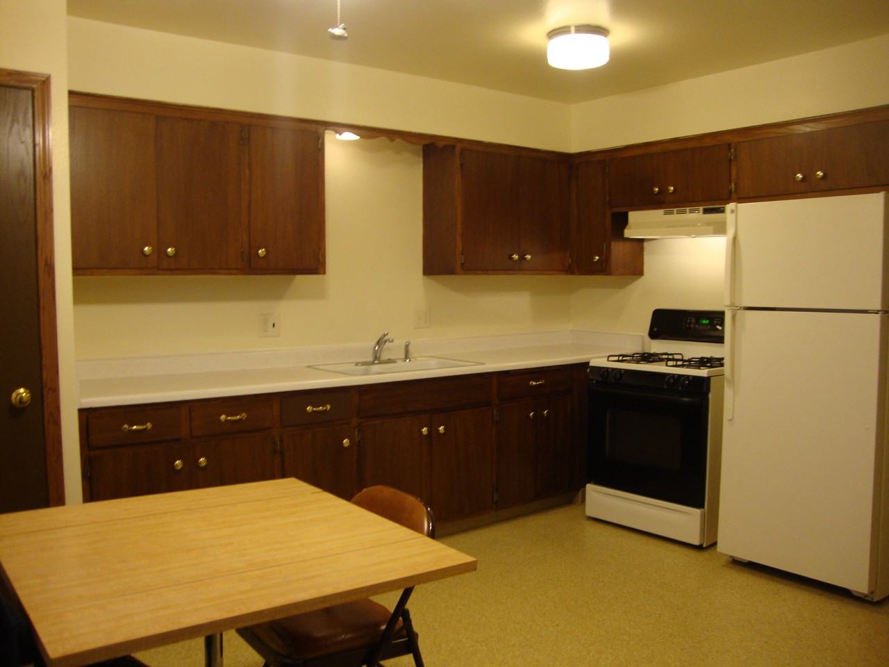 1300 Kilbourn Avenue #4 - Photo 2 of 8