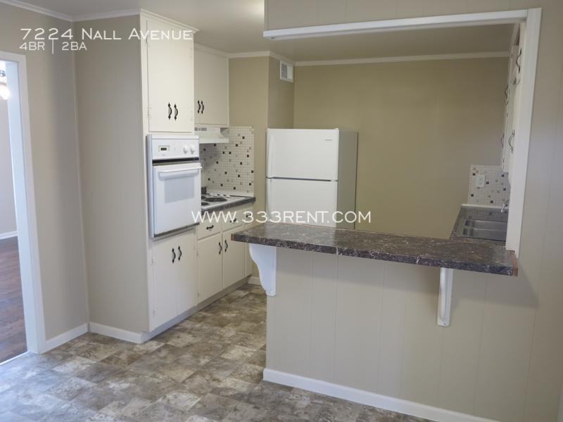 7224 Nall Avenue - Photo 3 of 12