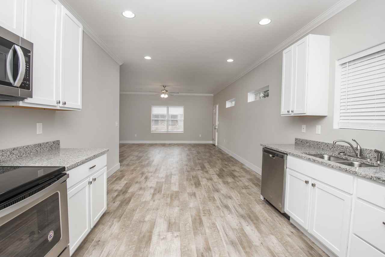 733 Sundial Lane - Photo 3 of 10