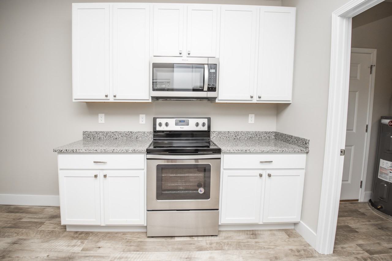 735 Sundial Lane - Photo 2 of 9