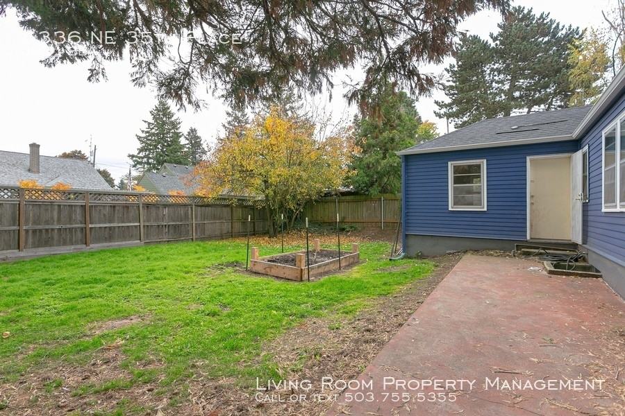 5336 Ne 35th Place - Photo 3 of 15