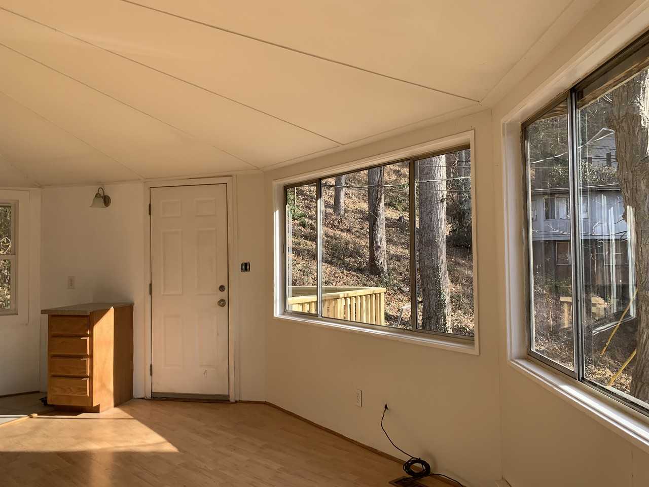 25 Howland Rd - Photo 3 of 7