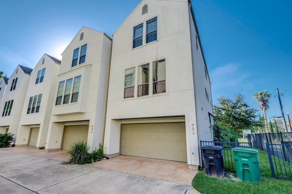 902 Patterson St - Photo 3 of 39