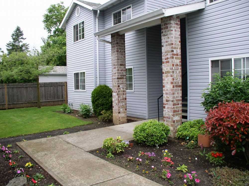 13605 Se Division St