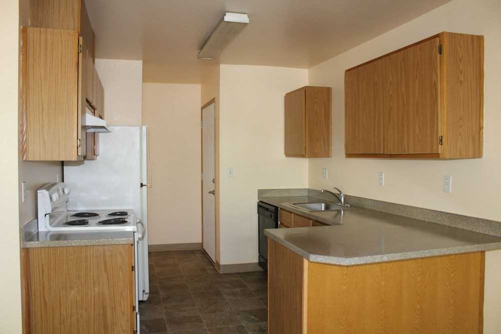 13605 Se Division St - Photo 3 of 3