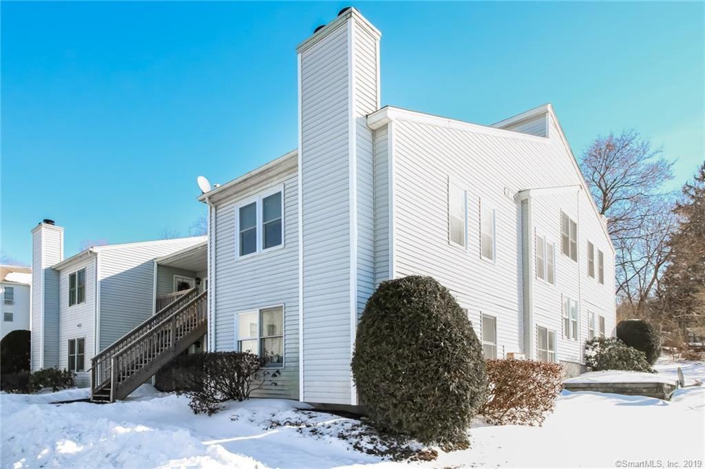 88 Valley Drive - Photo 2 of 32