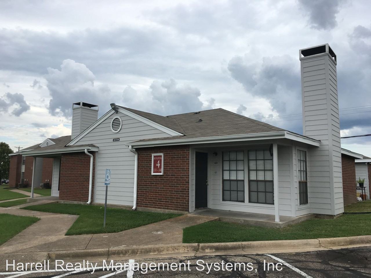 225 Londonderry #125