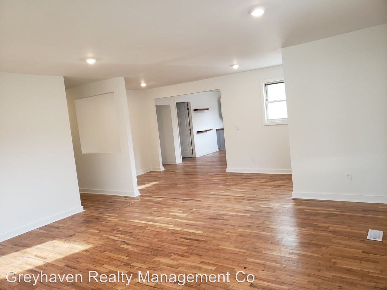 1202 Greenwood Road - Photo 3 of 38