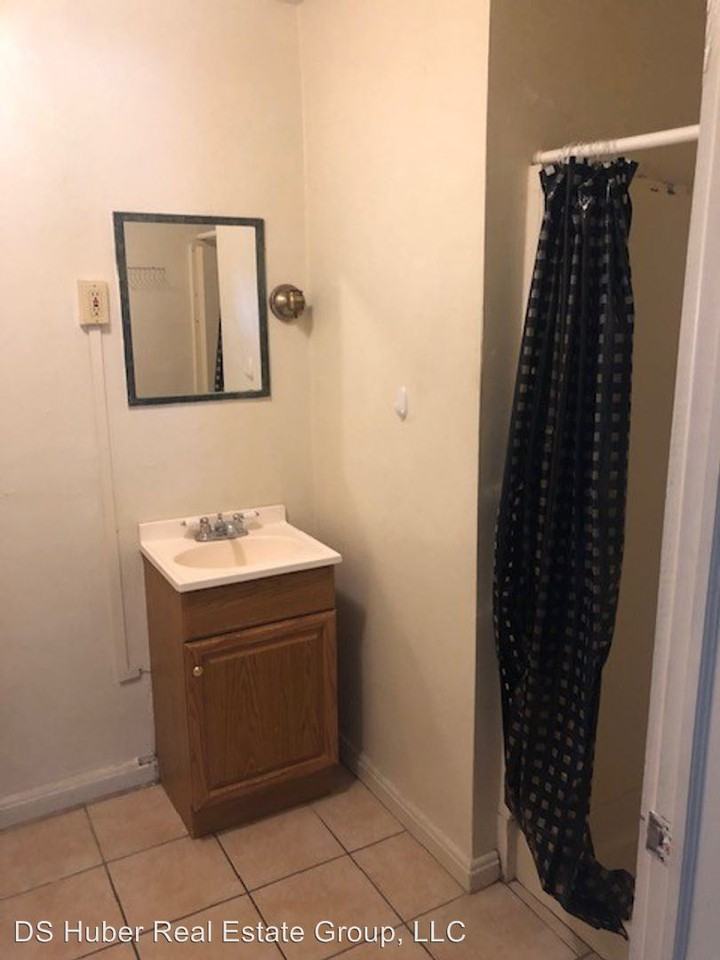 113 5th Street - Photo 3 of 5