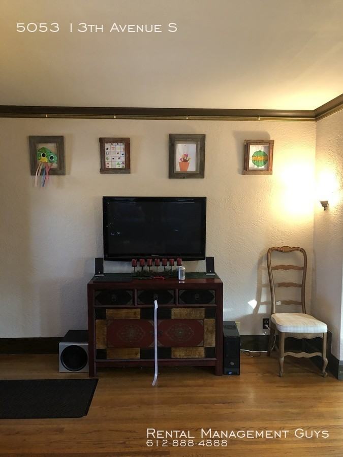 5053 13th Avenue S - Photo 3 of 16