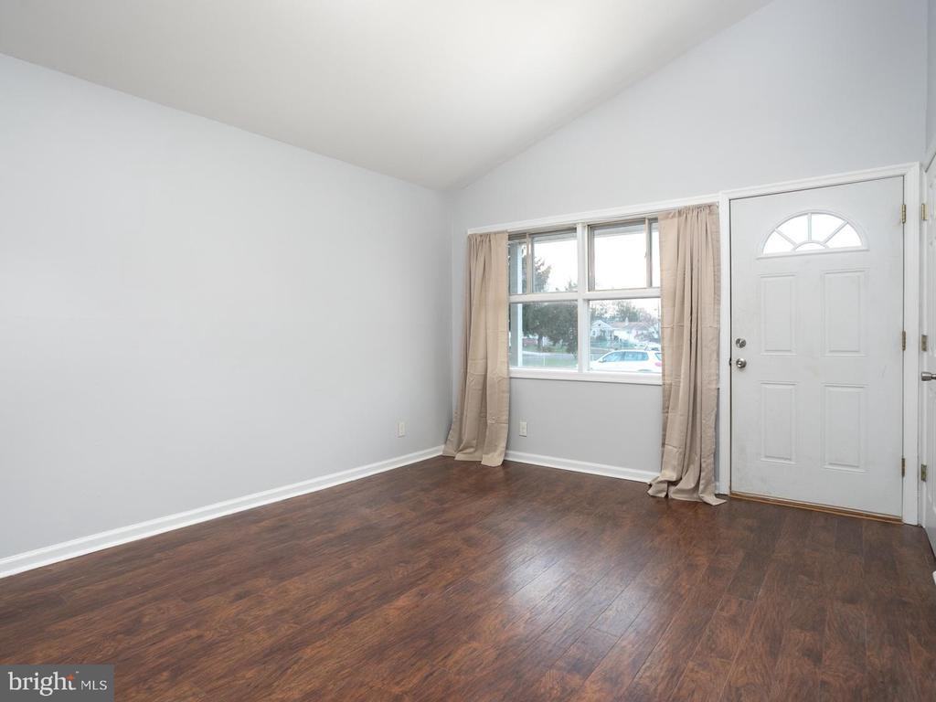 203 Curlew Lane - Photo 2 of 18