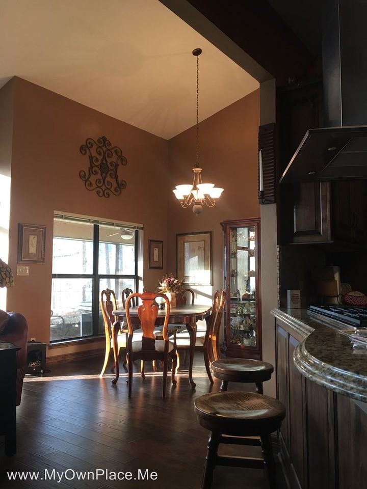 2203 Azalea Circle - Photo 3 of 32