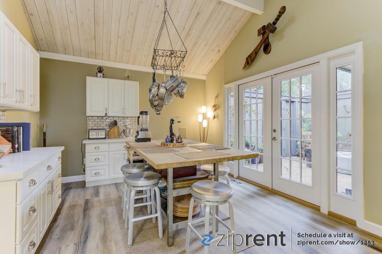 396 Durant Way - Photo 3 of 19