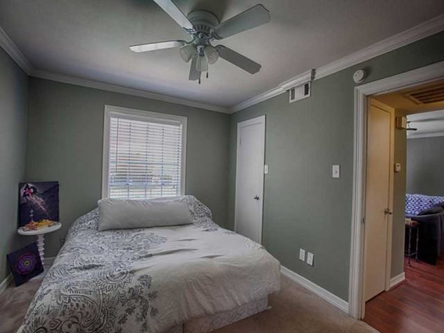 201 Emerson - Photo 3 of 11