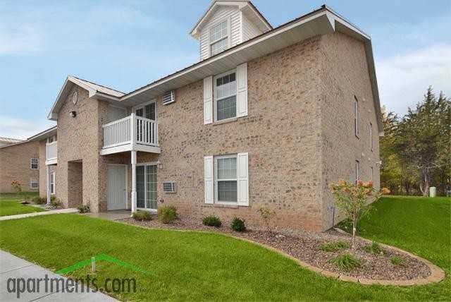 Deerfield Village Apartments - Photo 3 of 7
