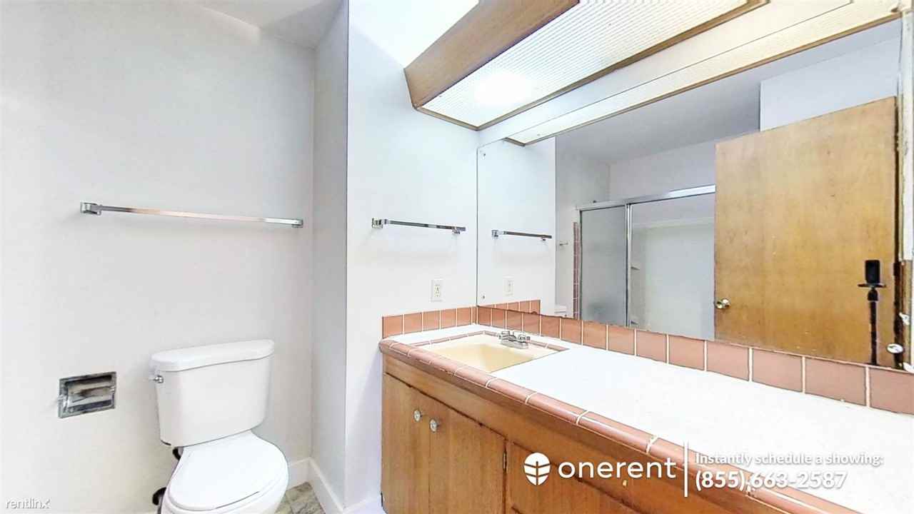 102 Northeast 92nd Street - Photo 2 of 12