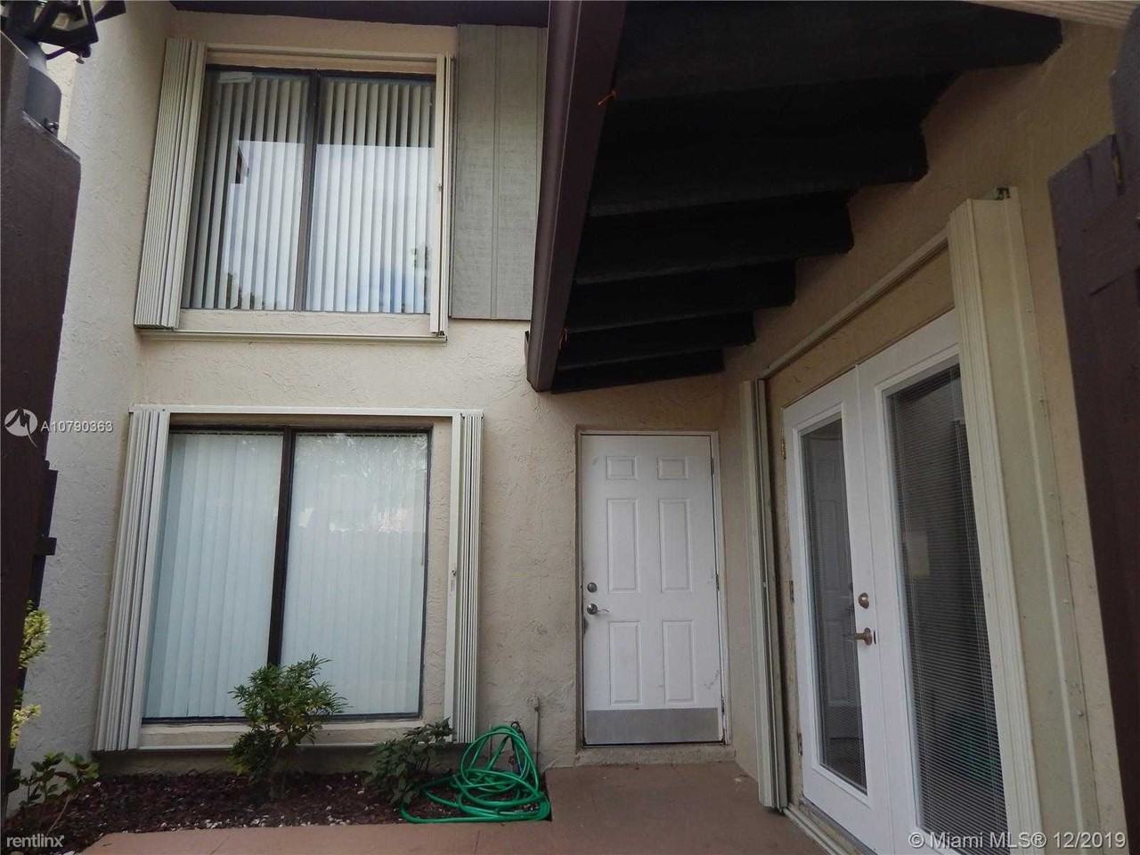 6959 Sw 110th Ct - Photo 2 of 10