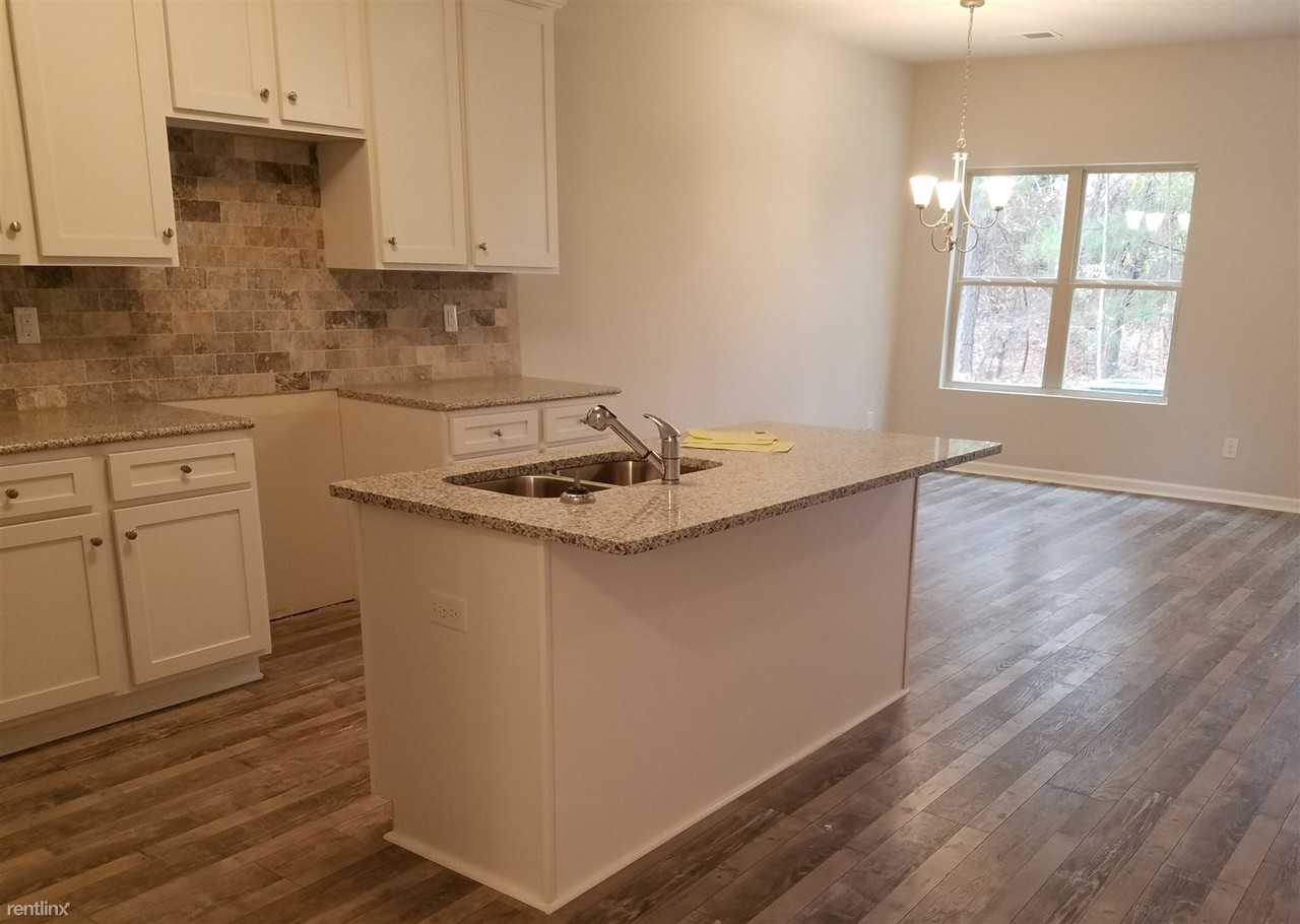 1814 Old Dogwood - Photo 2 of 9