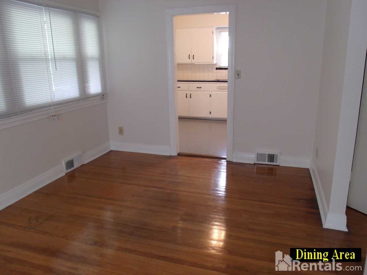 206 South Arbor Park - Photo 3 of 9