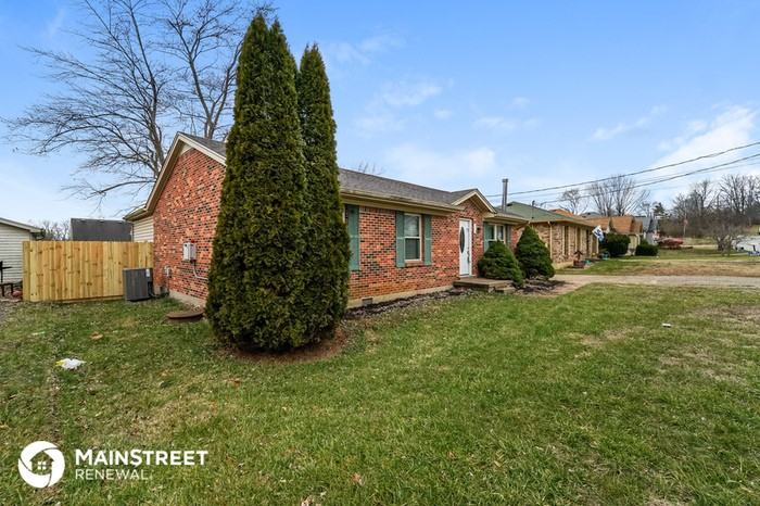 114 Hoffman Lane - Photo 2 of 16