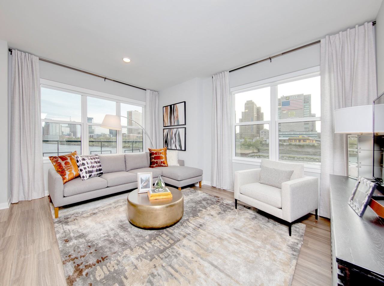 79 Warren Street #970