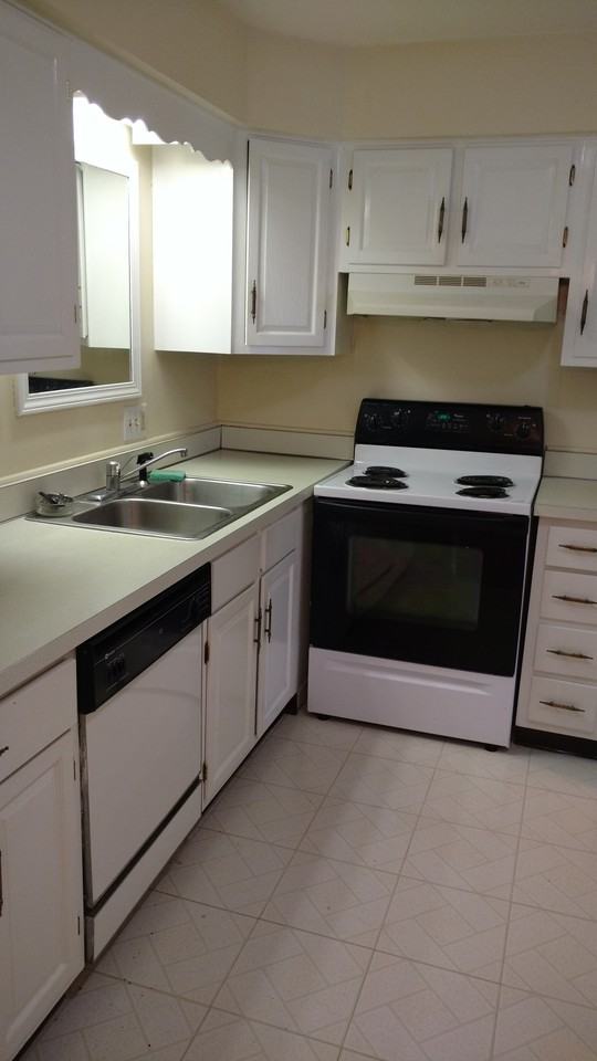 105 Provincial Court - Photo 3 of 7