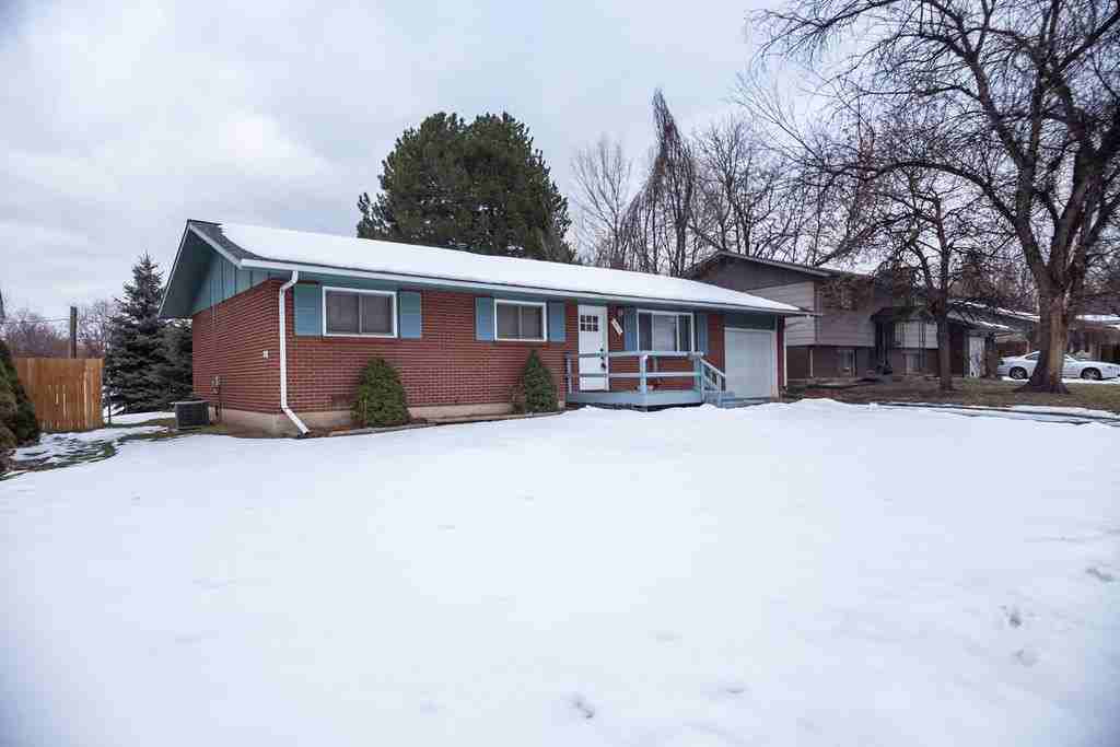 2512 Stanford Road - Photo 3 of 25