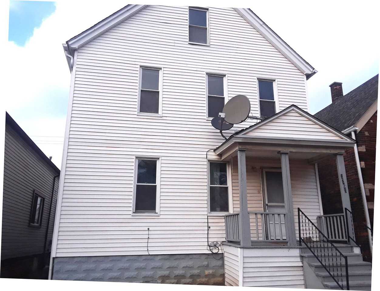 2265 Poland St #2 - Photo 2 of 23