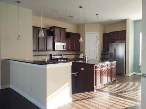 2810 Polk Street - Photo 2 of 6