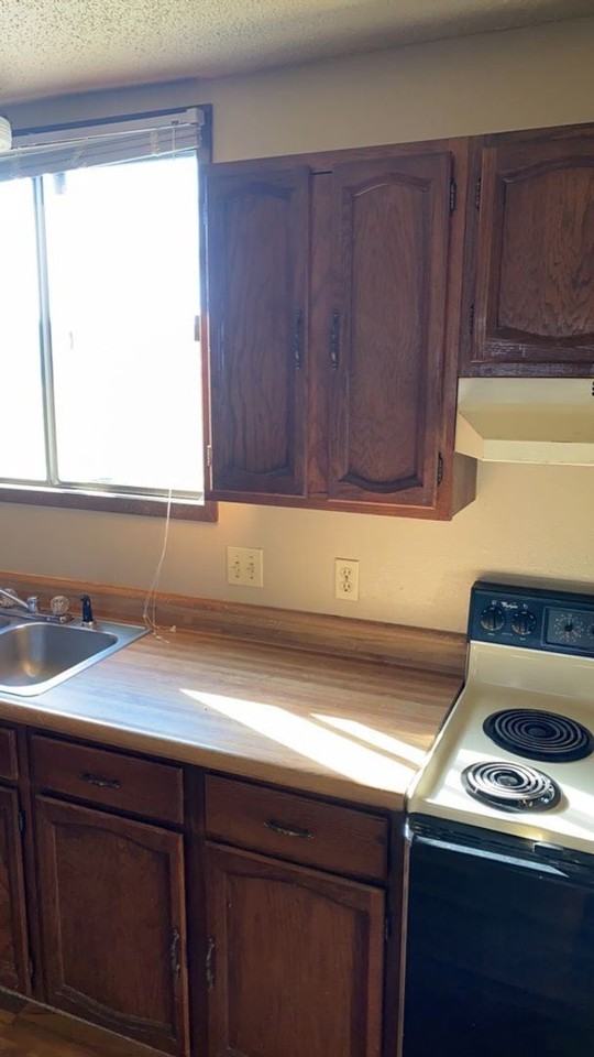 1112 14th Street - Photo 3 of 9