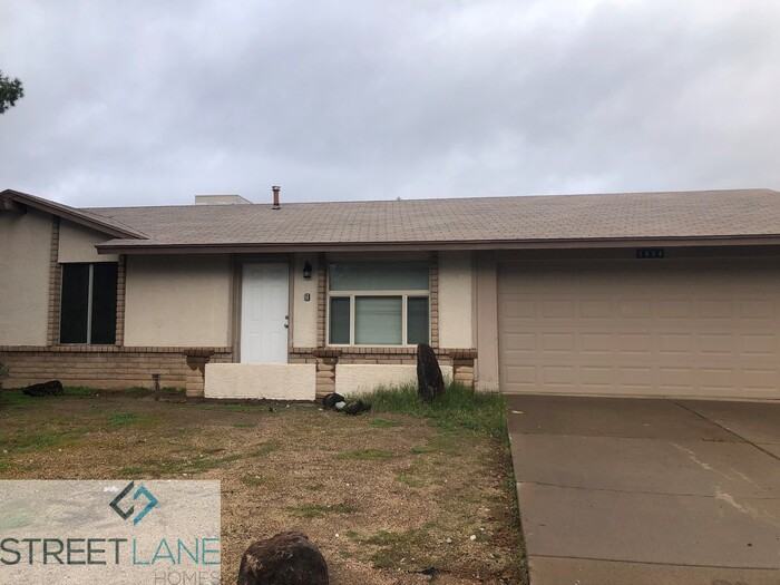 1804 W Kristal Way - Photo 3 of 23