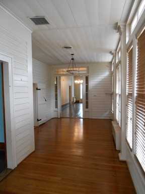 1912 Oak Ridge Rd - Photo 3 of 13