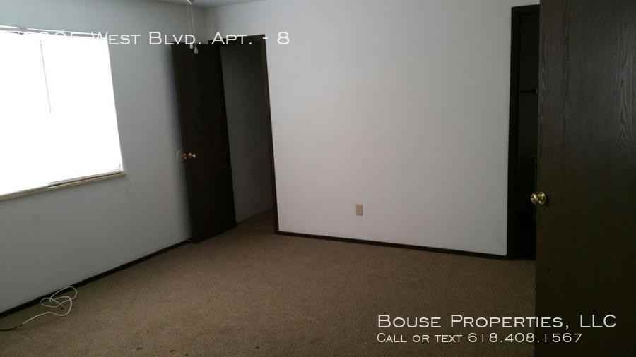 2905 2905 West Blvd. Apt. #8 - Photo 3 of 5