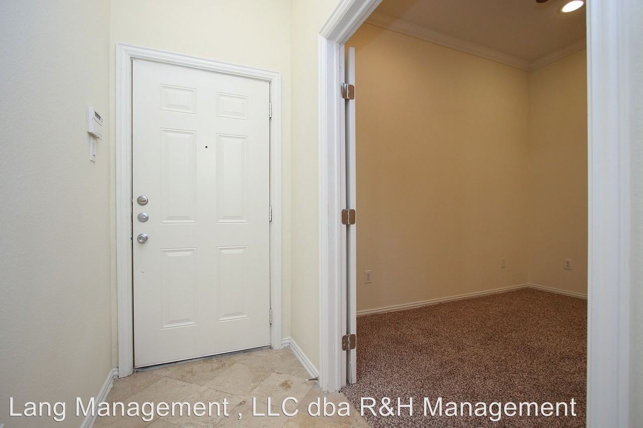 2701 Helena - Photo 2 of 16