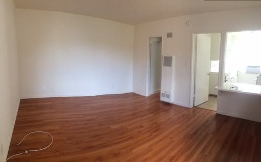 501 S Kingsley Dr #16 - Photo 3 of 8