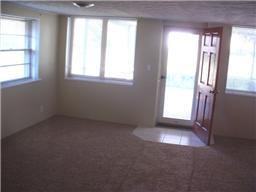 844 Russleo Dr - Photo 2 of 9