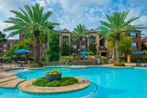 Camden Oak Crest - Photo 3 of 19