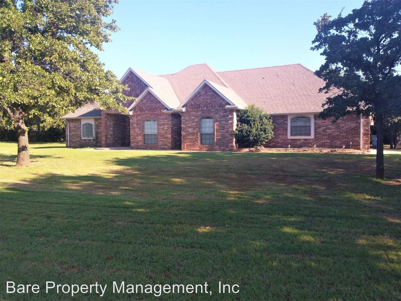 1101 Brookshire Court - Photo 2 of 17