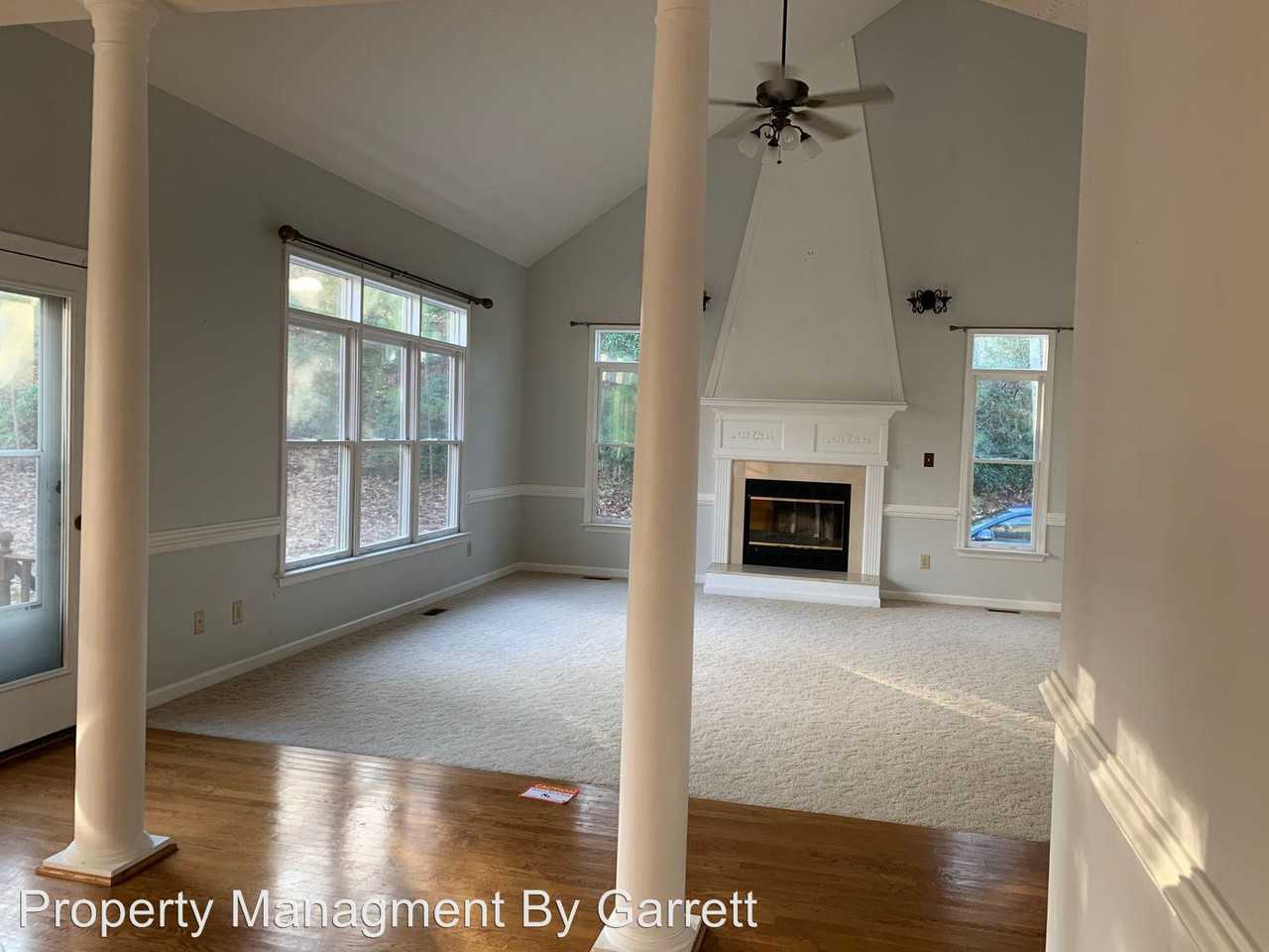 102 Creek Pointe Circle - Photo 3 of 46