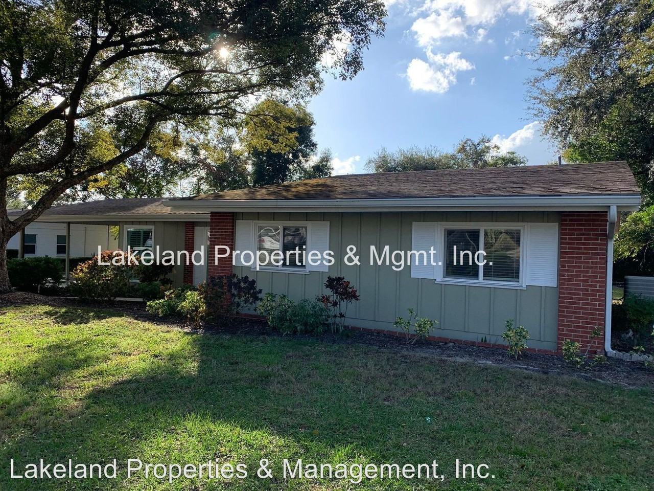 1917 Sylvester Court - Photo 2 of 26