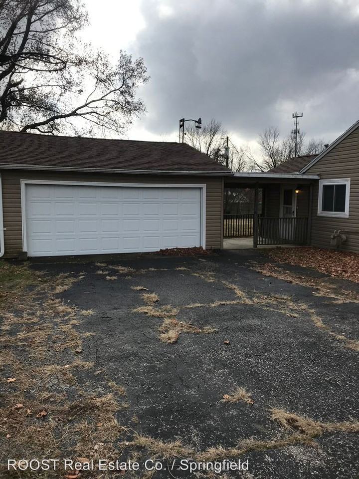 1705 Victory Drive - Photo 3 of 16