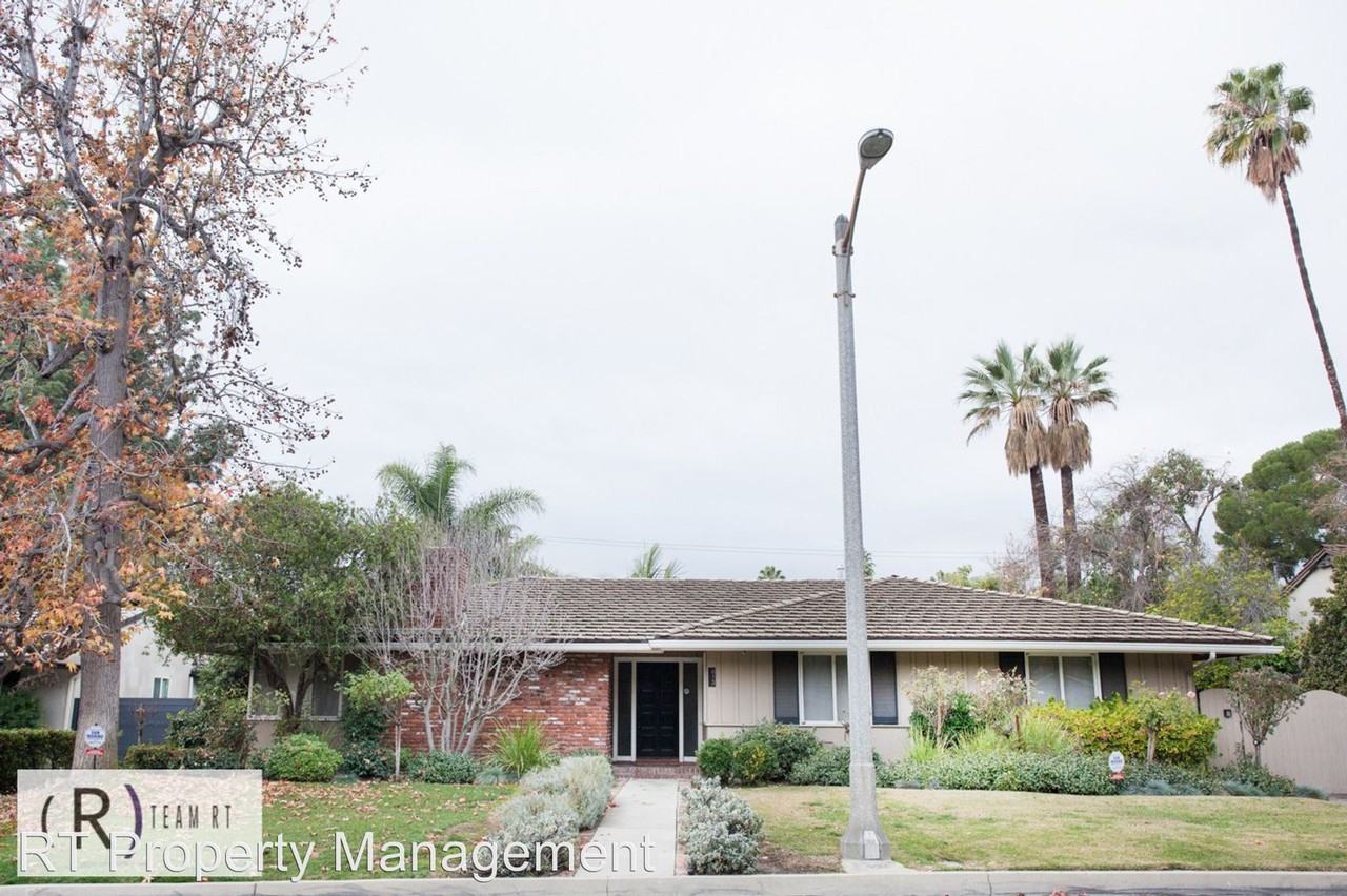 615 Brightside Ln - Photo 2 of 50