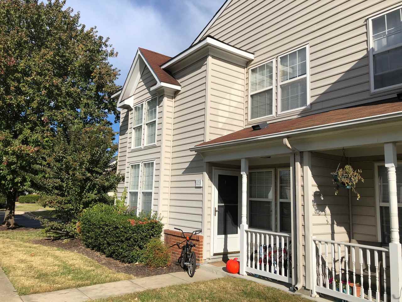 103 Fountain Trce - Photo 2 of 16