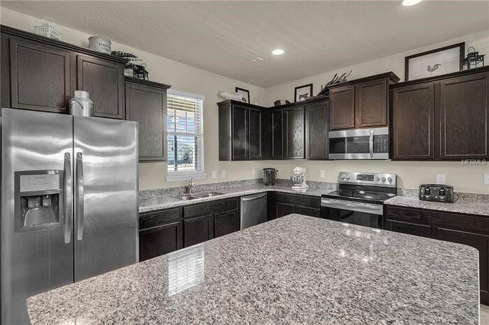 16067 Pebble Bluff Loop - Photo 3 of 39