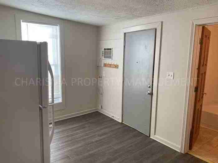 817 West 11th Street #3 - Photo 2 of 13