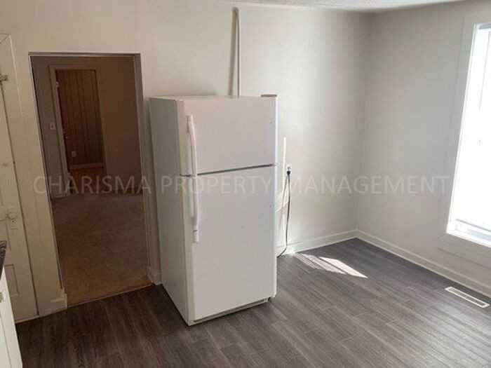 817 West 11th Street #3 - Photo 3 of 13