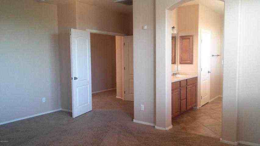 9267 W Black Hill Rd - Photo 3 of 9