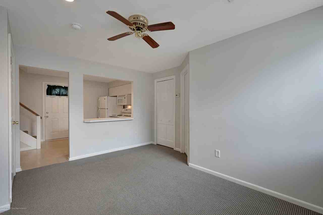 700 Main Street #B - Photo 3 of 11