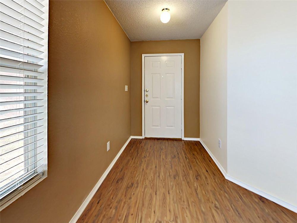4518 Willow Way Dr - Photo 2 of 15