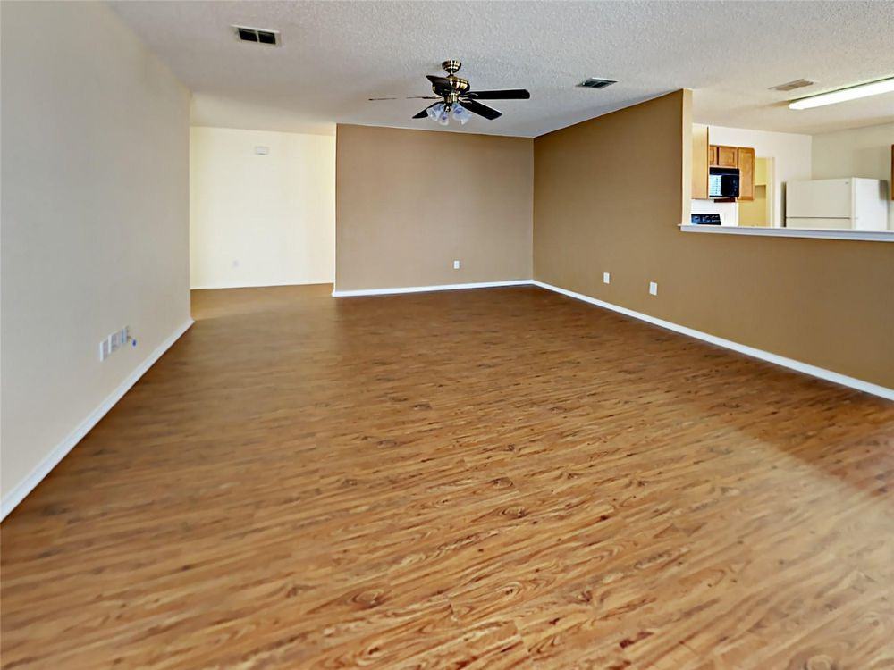 4518 Willow Way Dr - Photo 3 of 15